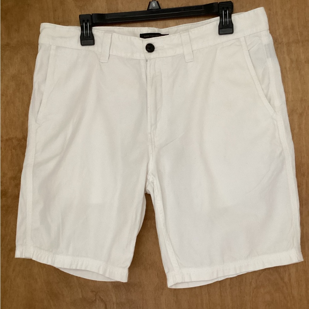 John Varvatos, 33, Men's White Casual Cotton Shorts